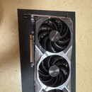 매우 빠르게 배송 왔었고, 사전 구매 이벤트로 매우 싼 가격에 좋은 스펙에 그래픽 카드 구매해서 좋았어요! 소음이 있다는 말도 있는데 게임은 아직 빡센거 안돌려봐서 못느껴봄