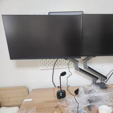 기존에도 2760g를 메인모니터로 잘 쓰고 있었는데 이