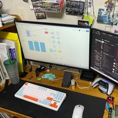 가볍고 화질이 좋아요