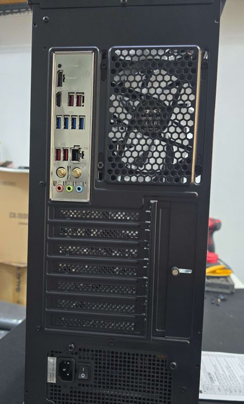 조립PC견적 사진1 슈컴 견적조립PC (No.54593) : AMD 라이젠5-5세대 7600 라파엘 멀티팩정품 (쿨러포함), MSI MAG 포지 120A 에어플로우