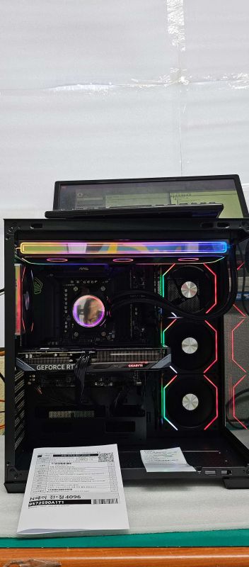조립PC견적 사진1 슈컴 견적조립PC (No.54121) : AMD 라이젠7-5세대 7800X3D 라파엘 멀티팩정품 , GIGABYTE 지포스 RTX 5060 Ti GAMING OC D7 8GB 제이씨현
