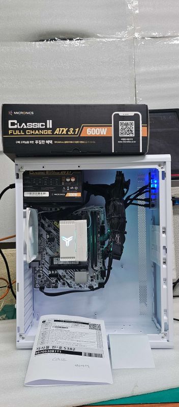 조립PC견적 사진1 슈컴 견적조립PC (No.54082) : 인텔 코어i7-14세대 14700 (랩터레이크 리프레시) (벌크), DAVEN V200 (화이트)
