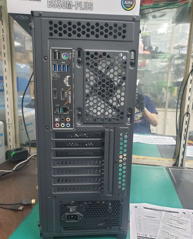 조립PC견적 사진1 슈컴 견적조립PC (No.54985) : AMD 라이젠5-4세대 5600G 세잔 멀티팩정품 (쿨러포함), BRAVOTEC SWORD S830 RGB 타이탄 글래스 블랙