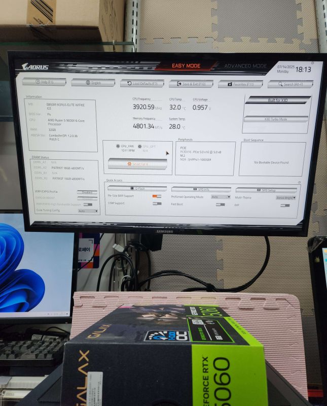 조립PC견적 사진2 AMD 라이젠5-6세대 9600X (그래니트 릿지) (멀티팩(정품)), 갤럭시 GALAX 지포스 RTX 5060 EX BLACK OC D7 8GB