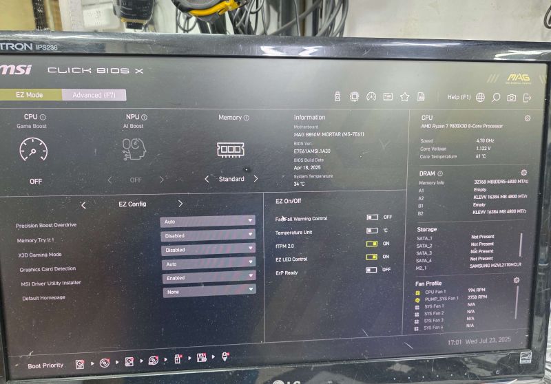 조립PC견적 사진3 AMD 라이젠7-6세대 9800X3D (그래니트 릿지) (멀티팩(정품)), XFX 라데온 RX 9060 XT SWIFT DUAL OC D6 16GB