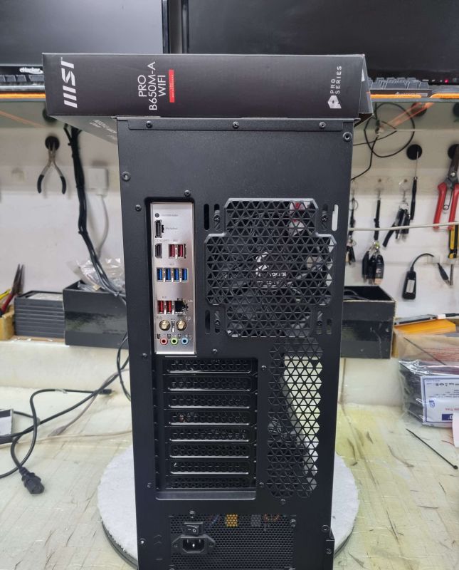 조립PC견적 사진3 AMD 라이젠7-6세대 9700X (그래니트 릿지) (멀티팩(정품)), MSI PRO B650M-A WIFI