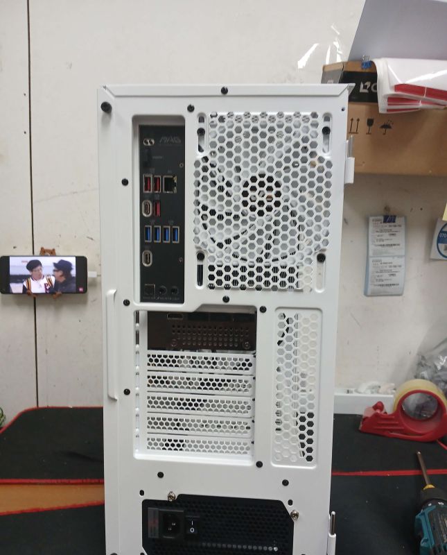 조립PC견적 사진1 AMD 라이젠7-6세대 9700X (그래니트 릿지) (멀티팩(정품)), MSI 지포스 RTX 5060 벤투스 2X OC D7 8GB