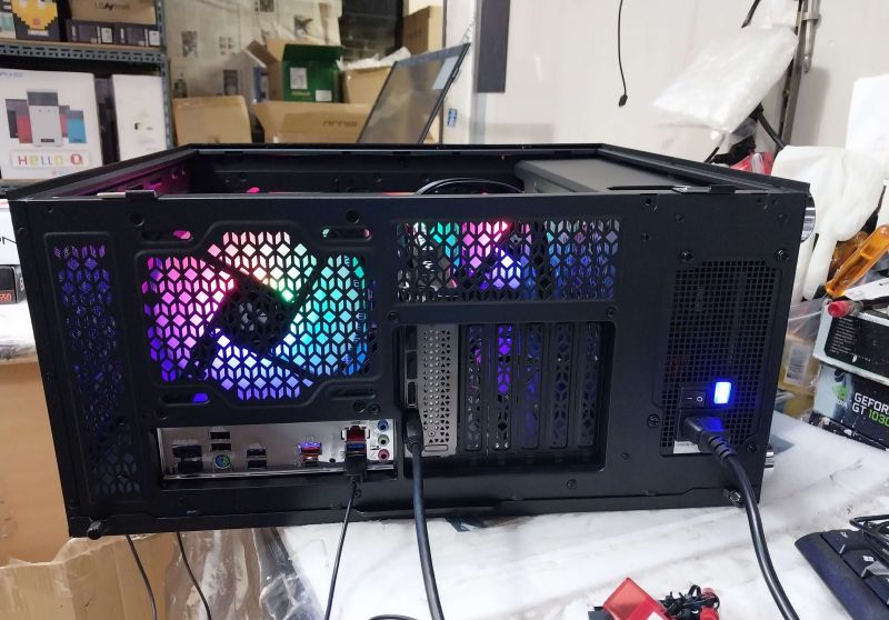조립PC견적 사진2 AMD 라이젠7-5세대 7800X3D 라파엘 멀티팩정품 , [한성] PNY GeForce RTX 5070 OC D7 12GB Triple Fan