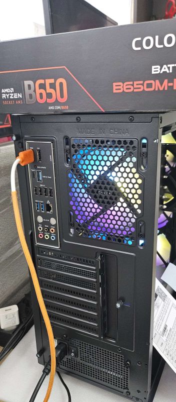 조립PC견적 사진2 AMD 라이젠7-6세대 9700X (그래니트 릿지) (멀티팩(정품)), COLORFUL BATTLE-AX B650M-PLUS V14 STCOM