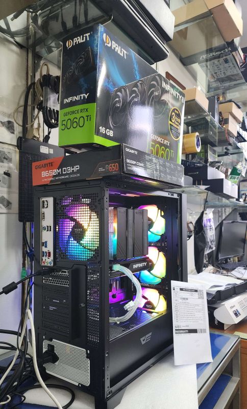 조립PC견적 사진2 AMD 라이젠5-6세대 9600X (그래니트 릿지) (멀티팩(정품)), PALIT 지포스 RTX 5060 Ti Infinity 3 D7 16GB 이엠텍