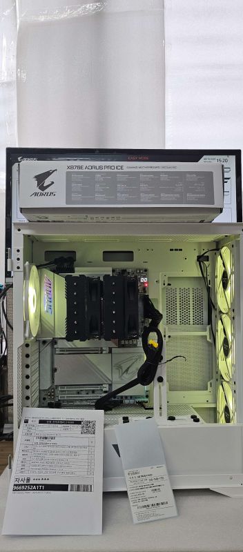 조립PC견적 사진1 AMD 라이젠9-6세대 9950X (그래니트 릿지) (멀티팩(정품)), GIGABYTE X870E AORUS PRO ICE 제이씨현