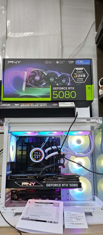 조립PC견적 사진1 AMD 라이젠7-5세대 7800X3D 라파엘 멀티팩정품 , [한성] PNY GeForce RTX 5080 ARGB EPIC-X RGB OC D7 16GB Triple Fan