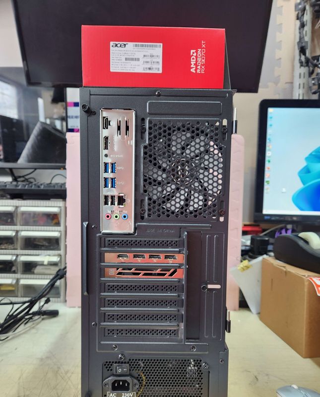 조립PC견적 사진3 AMD 라이젠7-6세대 9800X3D (그래니트 릿지) (정품), [한성] 에이서 Nitro 라데온 RX 9070 XT OC D6 16GB