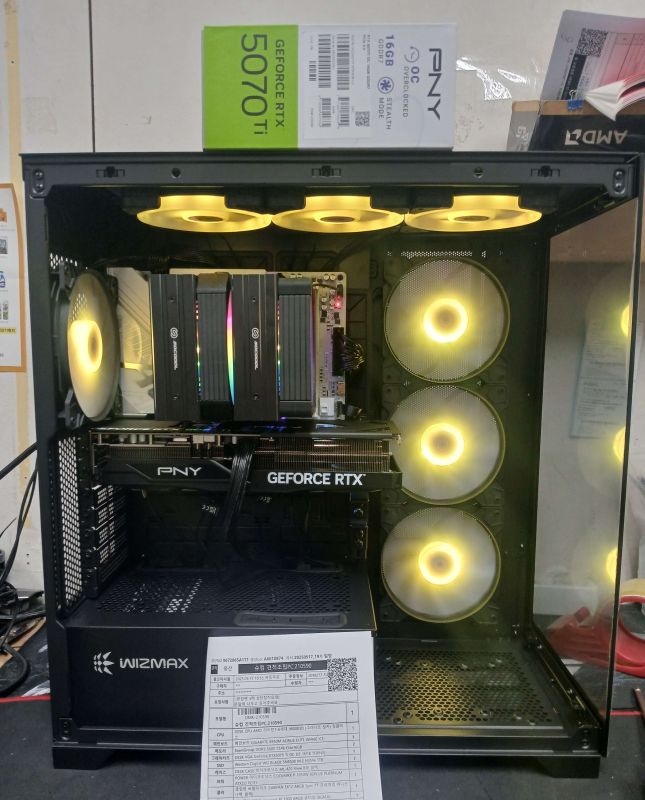 조립PC견적 사진2 AMD 라이젠7-6세대 9800X3D (그래니트 릿지) (정품), [한성] PNY GeForce RTX 5070 Ti OC D7 16GB Triple Fan