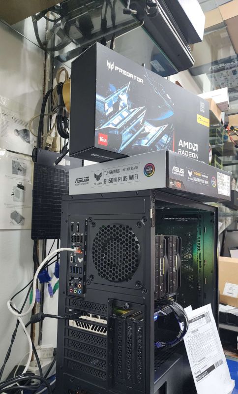 조립PC견적 사진2 AMD 라이젠7-5세대 7800X3D 라파엘 멀티팩정품 , [한성] 에이서 PREDATOR 라데온 RX 9070 XT BiFrost OC D6 16GB