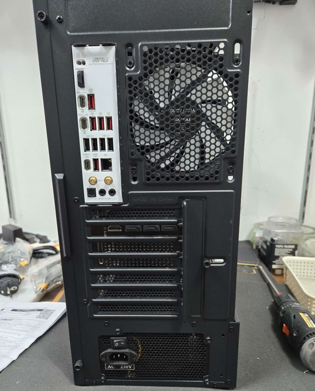조립PC견적 사진1 AMD 라이젠7-6세대 9700X (그래니트 릿지) (멀티팩(정품)), [한성] PNY GeForce RTX 5080 ARGB EPIC-X RGB OC D7 16GB Triple Fan