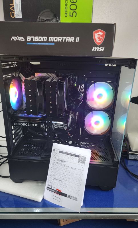 조립PC견적 사진1 인텔 코어i7-14세대 14700F (랩터레이크 리프레시) (벌크), 갤럭시 GALAX 지포스 RTX 5060 BLACK OC D7 8GB DUAL HDMI