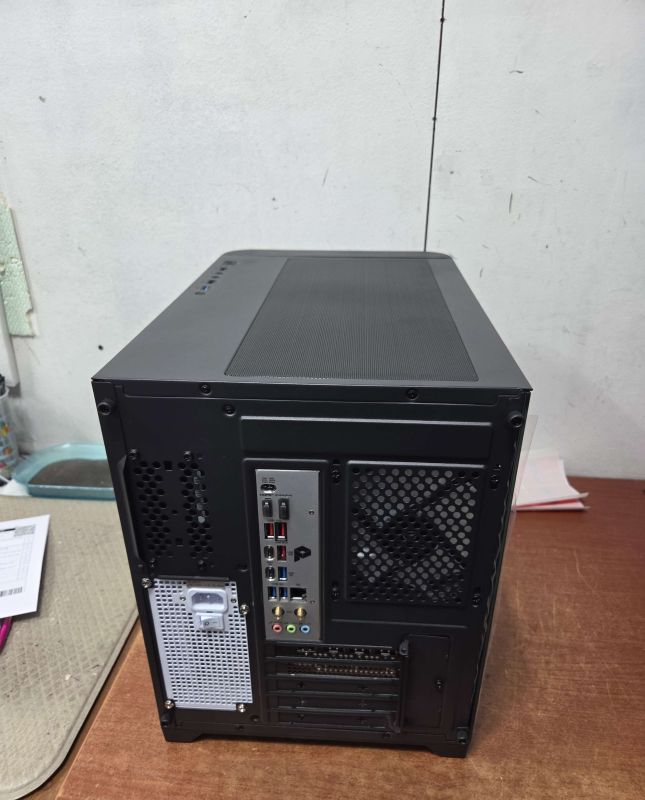 조립PC견적 사진4 AMD 라이젠9-5세대 7900X 라파엘 멀티팩 정품, 이엠텍 지포스 RTX 5060 Ti MIRACLE X2 WHITE D7 8GB
