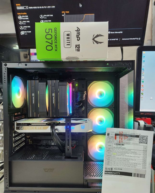 조립PC견적 사진1 AMD 라이젠7-5세대 7800X3D 라파엘 멀티팩정품 , ZOTAC GAMING 지포스 RTX 5070 AMP White D7 12GB