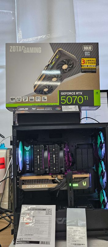 조립PC견적 사진1 AMD 라이젠7-5세대 7800X3D 라파엘 멀티팩정품 , ZOTAC GAMING 지포스 RTX 5070 Ti SOLID OC D7 16GB