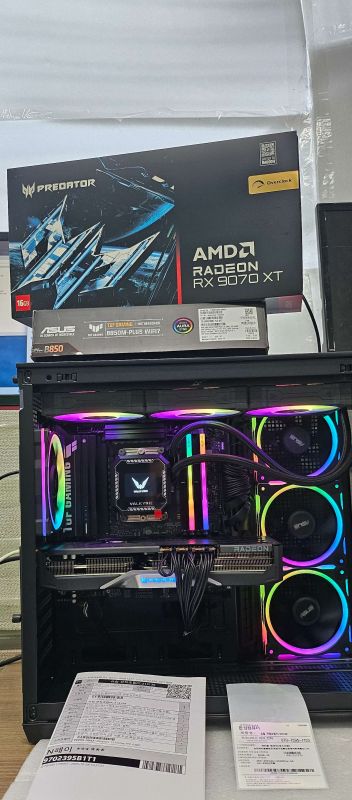 조립PC견적 사진1 AMD 라이젠7-6세대 9800X3D (그래니트 릿지) (멀티팩(정품)), [한성] 에이서 PREDATOR 라데온 RX 9070 XT BiFrost OC D6 16GB