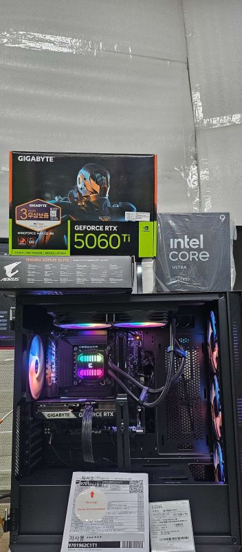 조립PC견적 사진1 인텔 코어 울트라9 시리즈2 285K (애로우레이크) (정품), GIGABYTE 지포스 RTX 5060 Ti WINDFORCE MAX OC D7 8GB 피씨디렉트