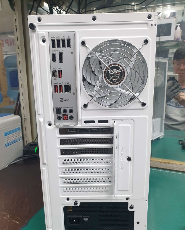 조립PC견적 사진1 인텔 코어i5-14세대 14600KF (랩터레이크 리프레시) (정품), [한성] PNY GeForce RTX 5070 Ti OC D7 16GB Triple Fan