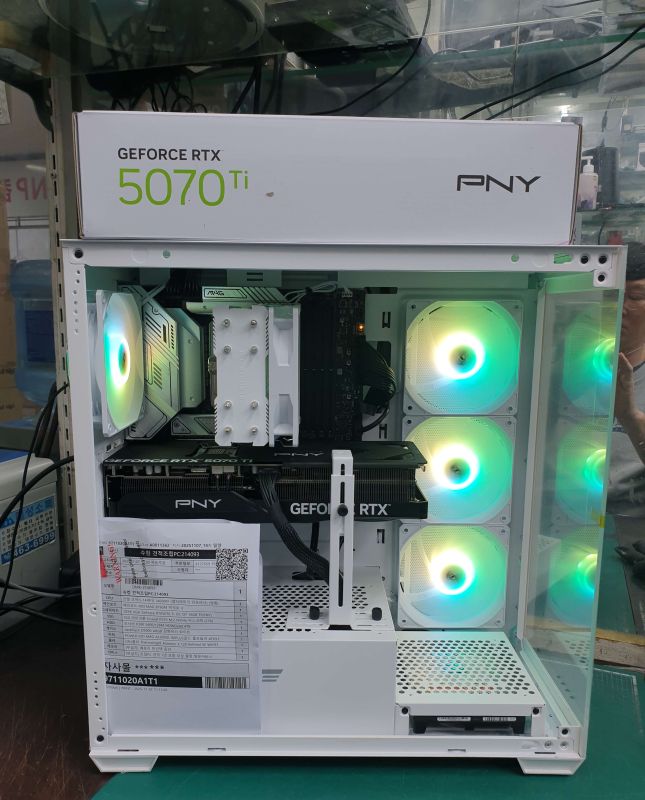 조립PC견적 사진2 인텔 코어i5-14세대 14600KF (랩터레이크 리프레시) (정품), [한성] PNY GeForce RTX 5070 Ti OC D7 16GB Triple Fan