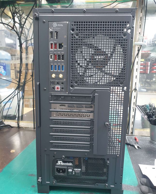 조립PC견적 사진1 AMD 라이젠9-5세대 7900 라파엘 멀티팩정품, [한성] PNY GeForce RTX 5070 OC D7 12GB Triple Fan