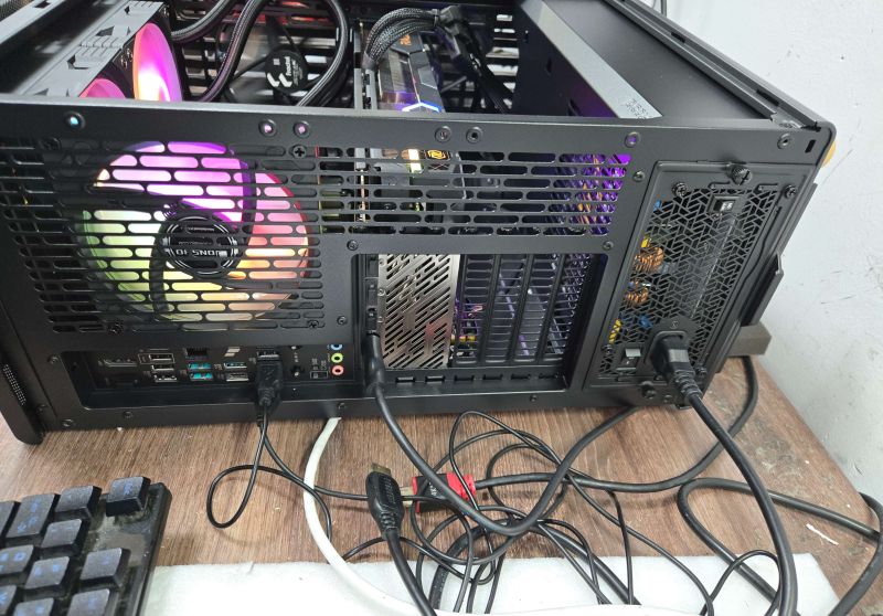 조립PC견적 사진3 AMD 라이젠9-6세대 9950X3D (그래니트 릿지) (멀티팩(정품)), ASRock 라데온 RX 9070 XT Taichi OC D6 16GB 대원씨티에스