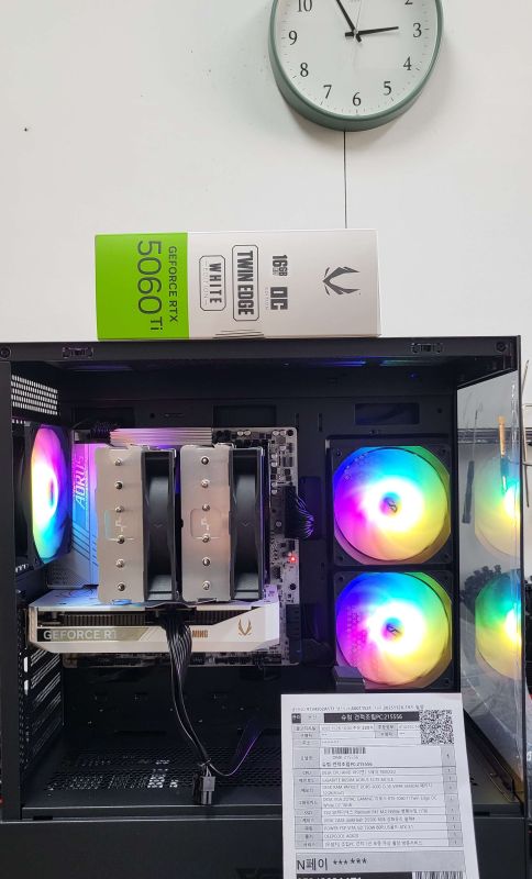 조립PC견적 사진2 AMD 라이젠7-5세대 7800X3D 라파엘 멀티팩정품 , ZOTAC GAMING 지포스 RTX 5060 Ti Twin Edge OC White D7 16GB