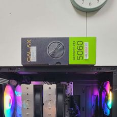 인텔 코어 울트라7 시리즈2 265 (애로우레이크) (정품), 갤럭시 GALAX 지포스 RTX 5060 BLACK OC V2 D7 8GB DUAL HDMI