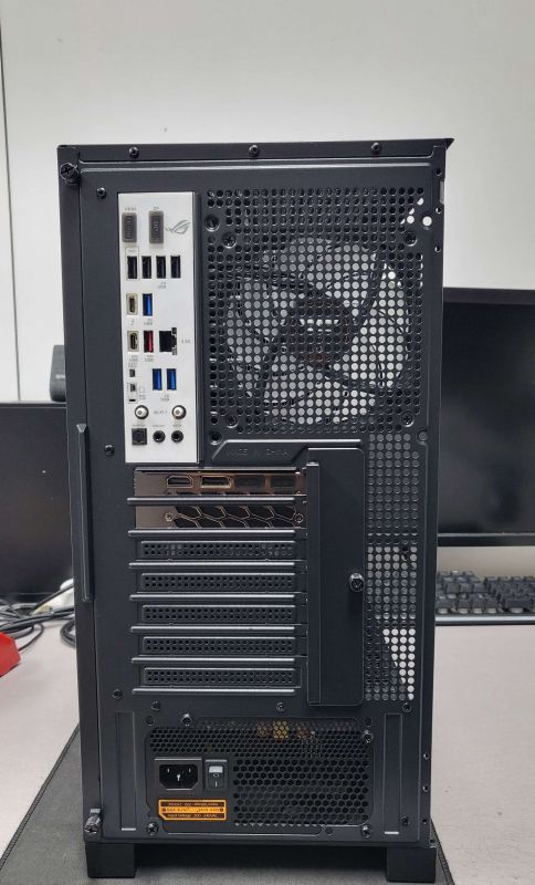 조립PC견적 사진3 인텔 코어 울트라7 시리즈2 265 (애로우레이크) (정품), 갤럭시 GALAX 지포스 RTX 5060 BLACK OC V2 D7 8GB DUAL HDMI