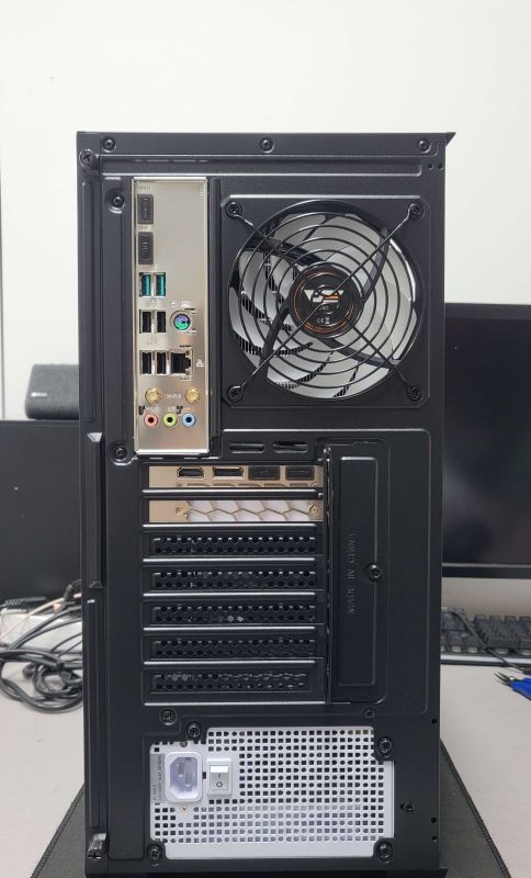 조립PC견적 사진1 인텔 코어 울트라5 시리즈2 225F (애로우레이크) (정품), 갤럭시 GALAX 지포스 RTX 5050 WHITE OC D6 8GB DUAL HDMI