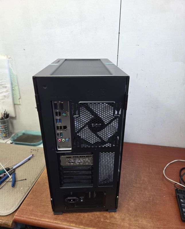 조립PC견적 사진4 인텔 코어i7-14세대 14700K (랩터레이크 리프레시) (정품), 갤럭시 GALAX 지포스 RTX 4060 Ti EX WHITE OC V2 D6 8GB