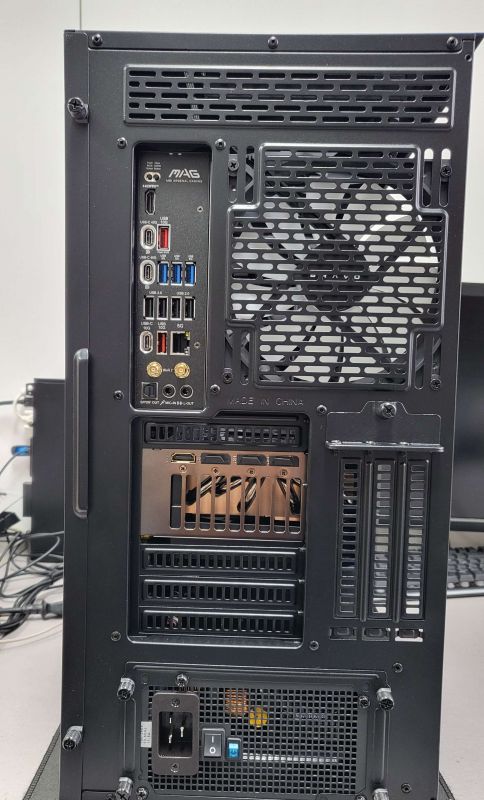 조립PC견적 사진1 AMD 라이젠9-6세대 9900X3D (그래니트 릿지) (멀티팩(정품)), GIGABYTE AORUS 지포스 RTX 5090 MASTER D7 32GB 제이씨현