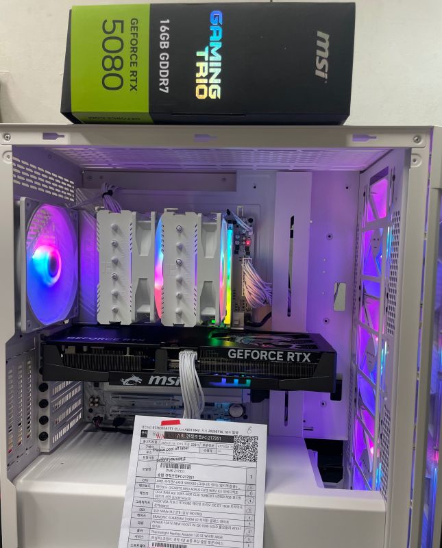 조립PC견적 사진1 AMD 라이젠7-6세대 9800X3D (그래니트 릿지) (멀티팩(정품)), MSI 지포스 RTX 5080 게이밍 트리오 OC D7 16GB 트라이프로져4