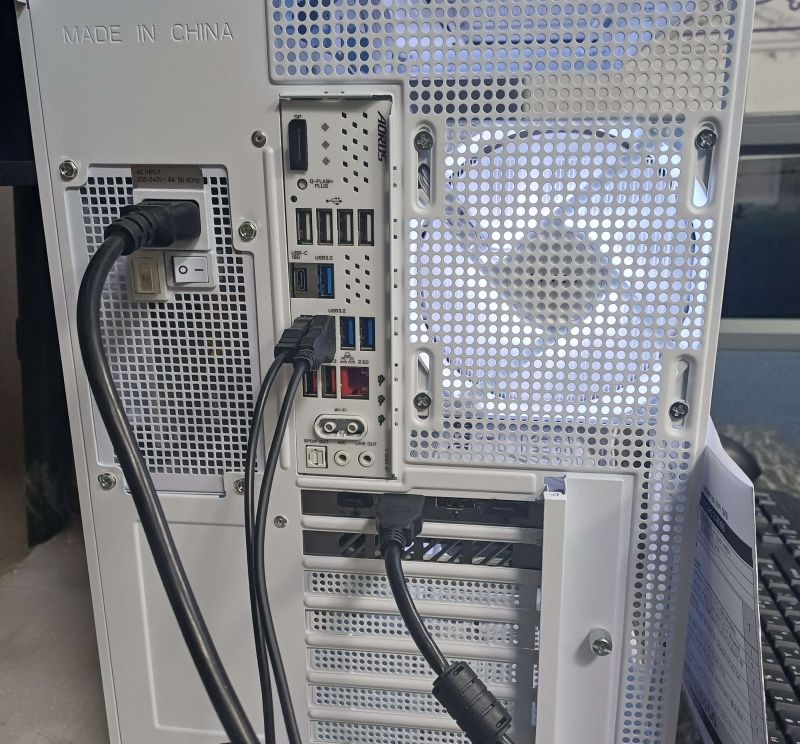 조립PC견적 사진2 AMD 라이젠7-6세대 9800X3D (그래니트 릿지) (멀티팩(정품)), GIGABYTE 라데온 RX 9070 XT GAMING OC ICE D6 16GB 제이씨현