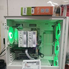 AMD 라이젠7-5세대 7800X3D 라파엘 멀티팩정품 , GIGABYTE 지포스 RTX 5060 Ti WINDFORCE MAX OC D7 8GB 제이씨현