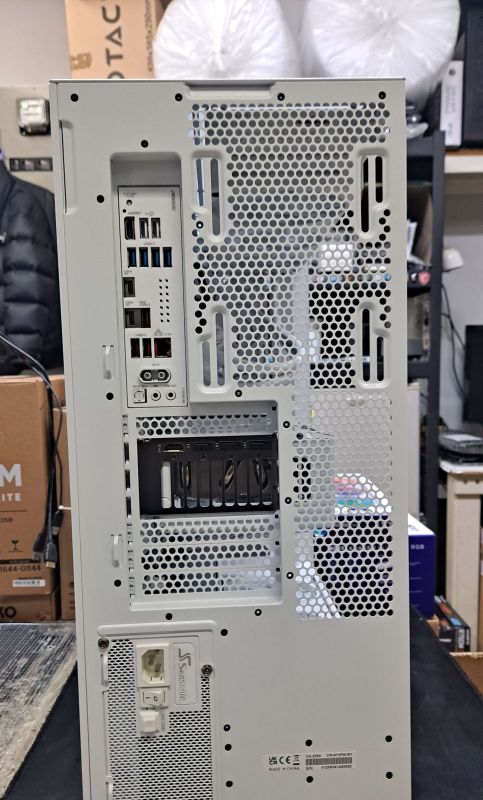 조립PC견적 사진3 AMD 라이젠7-6세대 9800X3D (그래니트 릿지) (멀티팩(정품)), GIGABYTE AORUS 지포스 RTX 5080 MASTER ICE D7 16GB 제이씨현