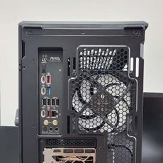 AMD 라이젠7-5세대 7800X3D 라파엘 멀티팩정품 , MSI 지포스 RTX 5070 Ti 게이밍 트리오 OC D7 16GB 트라이프로져4