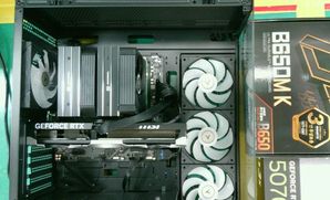 AMD 라이젠7-5세대 7800X3D 라파엘 멀티팩정품 , MSI 지포스 RTX 5070 벤투스 3X OC D7 12GB : 견적 PC 갤러리