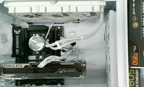 AMD 라이젠7-6세대 9800X3D (그래니트 릿지) (멀티팩(정품)), MSI 지포스 RTX 5080 뱅가드 SOC D7 16GB 하이퍼프로져 : 견적 PC 갤러리