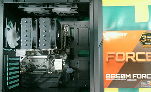 AMD 라이젠7-5세대 7800X3D 라파엘 멀티팩정품 , GIGABYTE B850M FORCE 제이씨현 : 견적 PC 갤러리