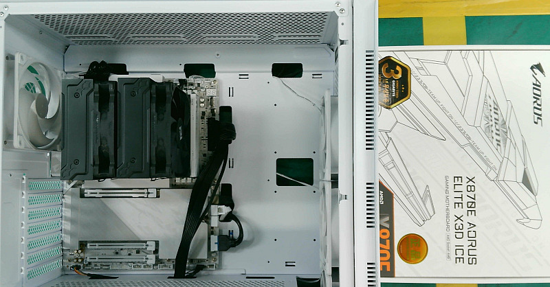 조립PC견적 사진1 AMD 라이젠9-6세대 9950X3D (그래니트 릿지) (멀티팩(정품)), GIGABYTE X870E AORUS ELITE X3D ICE 피씨디렉트
