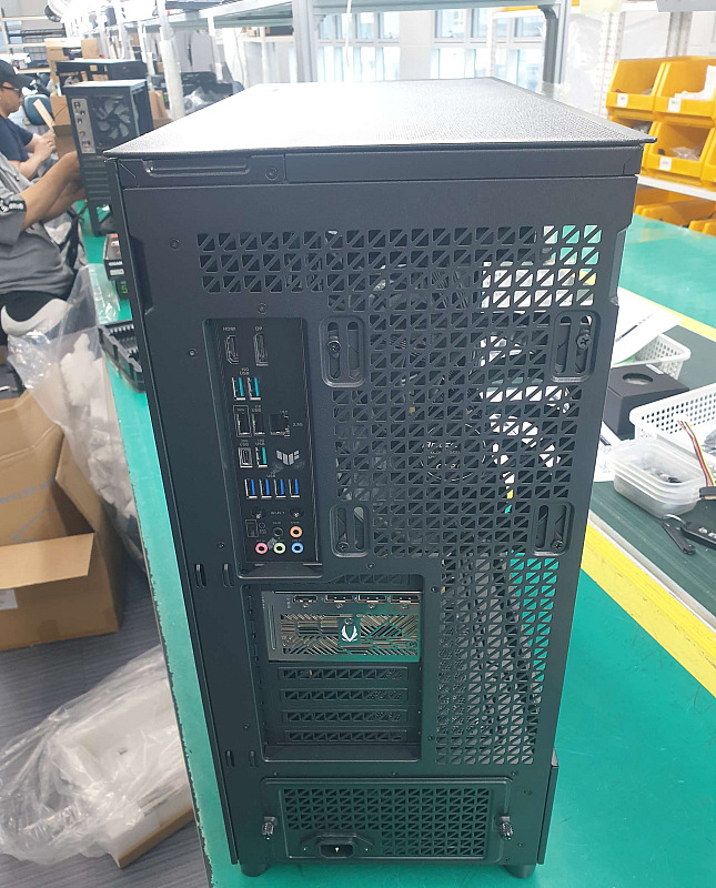 조립PC견적 사진2 AMD 라이젠7-6세대 9800X3D (그래니트 릿지) (멀티팩(정품)), ZOTAC GAMING 지포스 RTX 5080 SOLID CORE OC D7 16GB