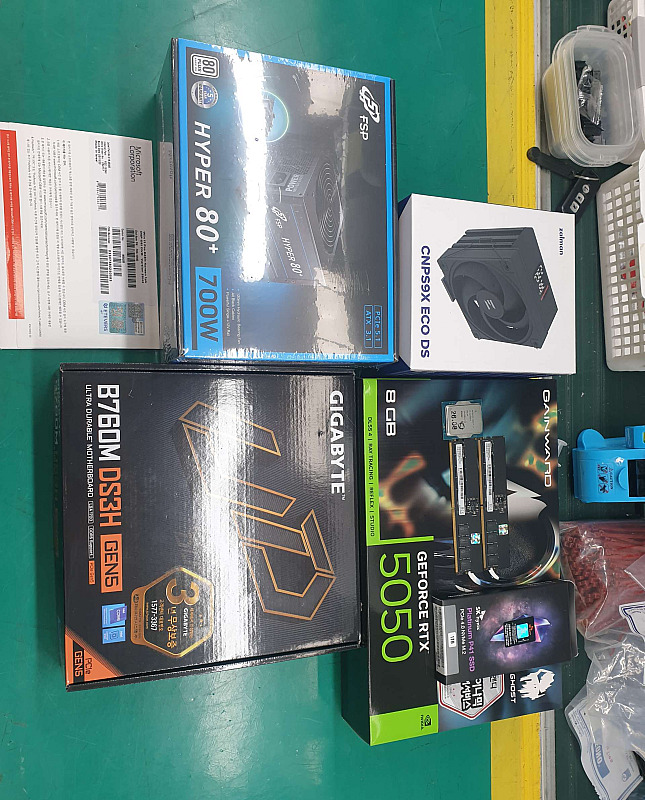 조립PC견적 사진1 인텔 코어i7-12세대 12700KF (엘더레이크) (정품), GAINWARD 지포스 RTX 5050 고스트 D6 8GB