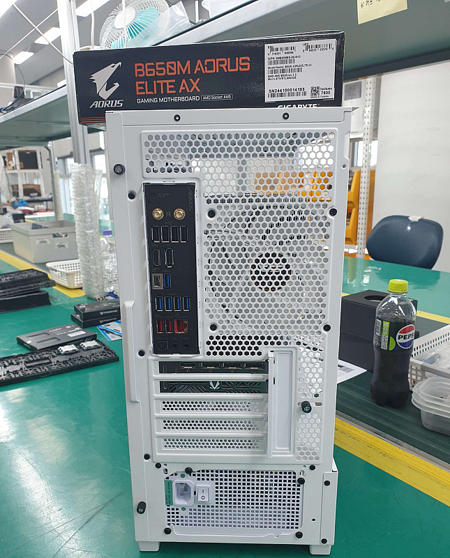 조립PC견적 사진2 AMD 라이젠7-5세대 7800X3D 라파엘 멀티팩정품 , ZOTAC GAMING 지포스 RTX 5060 Ti Twin Edge OC D7 8GB