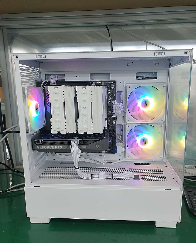 조립PC견적 사진3 AMD 라이젠7-5세대 7800X3D 라파엘 멀티팩정품 , ZOTAC GAMING 지포스 RTX 5060 Ti Twin Edge OC D7 8GB