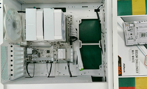 AMD 라이젠7-6세대 9800X3D (그래니트 릿지) (멀티팩(정품)), ASRock B850M Challenger WiFi 7 White 디앤디컴 : 견적 PC 갤러리